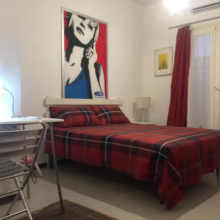 Short Let Hotel Olbia Eksteriør billede